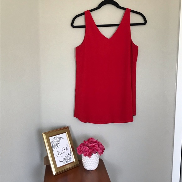 Red Tank/Top - Picture 2 of 3